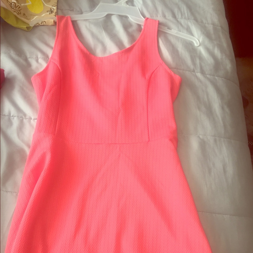 Wholesale Women’s clothing. Very affordable